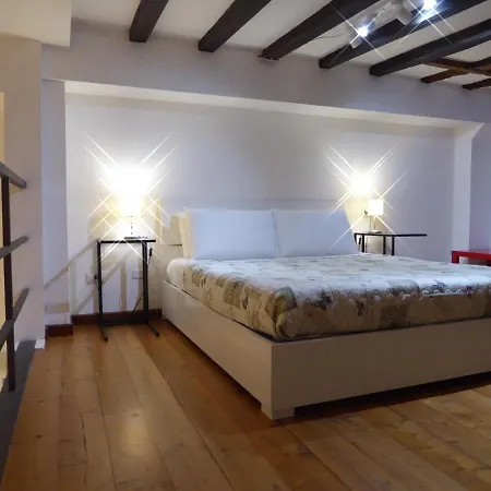 Giudei House *