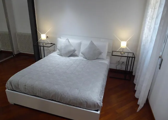 Giudei House شقة