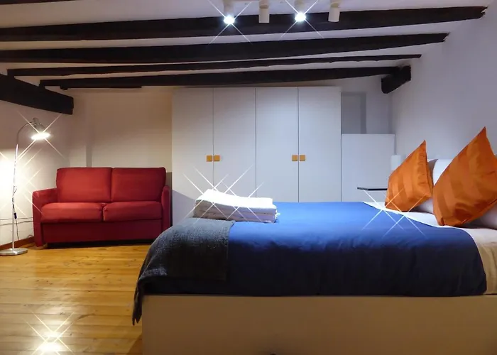 Giudei House بولونيا