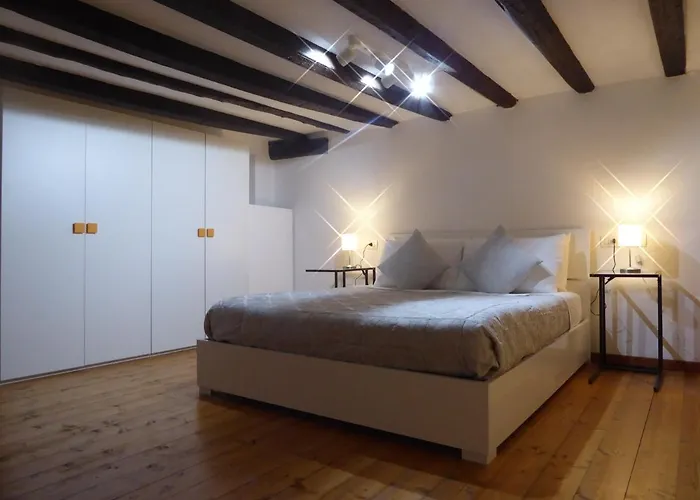 Giudei House アパート *